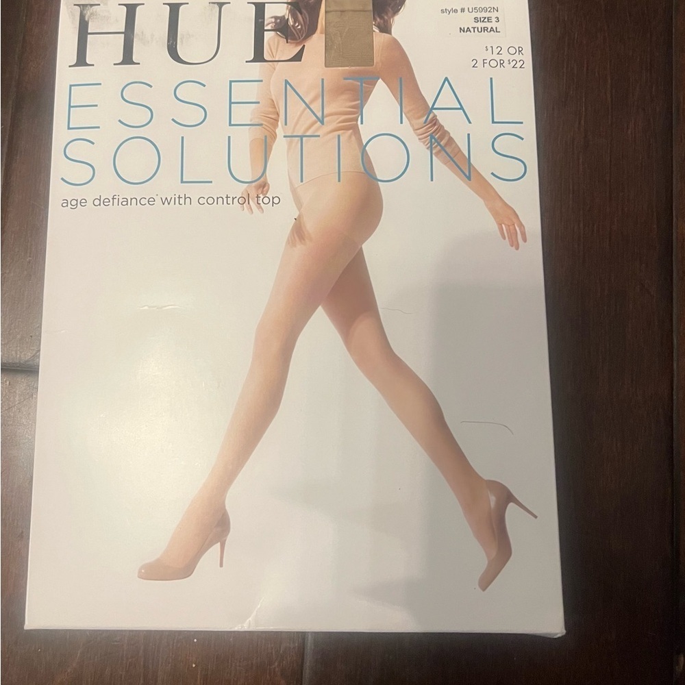 Hue Women's Age Defiance Control Top Pantyhose Natural size 3